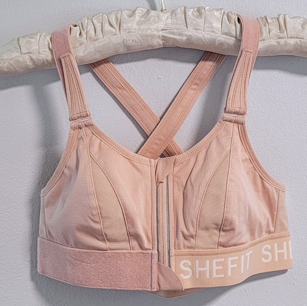NWOT Small Shefit High Impact Sports Athletic Performance Support Yoga Workout